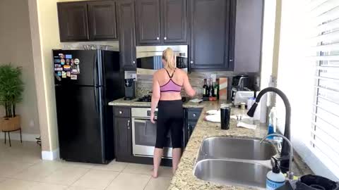 Snapshot of funcharlie420 chatting on 12, 5, 2026 Fun Charlie online show from 12, 5, 2026