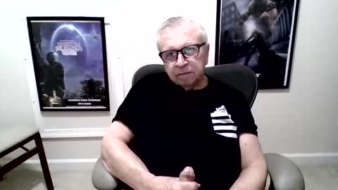 Snapshot of funclemike chatting on 23, 2, 2026 funclemike online show from 23, 2, 2026