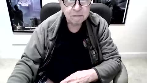 Snapshot of funclemike chatting on 11, 4, 2026 funclemike online show from 11, 4, 2026