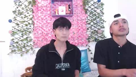 Snapshot of funny_and_horny chatting on 15, 10, 2025 funny_and_horny online show from 15, 10, 2025