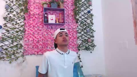 Snapshot of funny_and_horny chatting on 21, 10, 2025 funny_and_horny online show from 21, 10, 2025