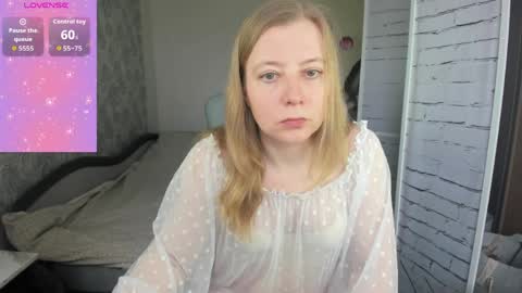 funny_bunny4 online show from 4, 4, 2026