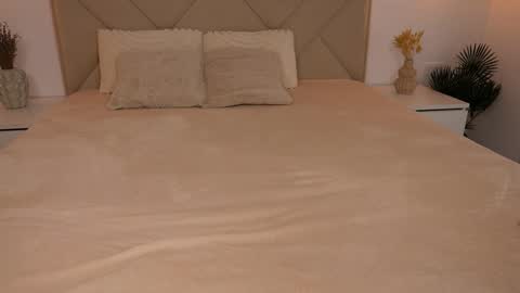 Snapshot of funny_to_see_you_here chatting on 30, 9, 2025 Katy Noel -  online show from 30, 9, 2025