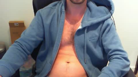 YWhiteNiceMan online show from 14, 10, 2025