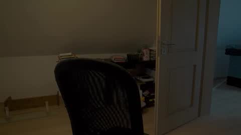 Snapshot of funservice chatting on 17, 12, 2025 funservice online show from 17, 12, 2025