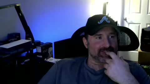 Snapshot of fuzz08 chatting on 12, 6, 2026 fuzz08 online show from 12, 6, 2026