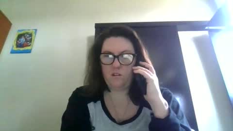 fuzzypeaches87 online show from 9, 3, 2026