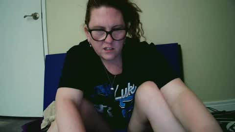 fuzzypeaches87 online show from 15, 6, 2026