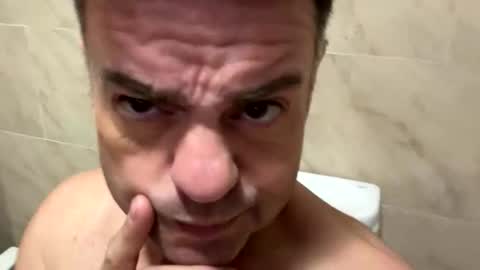 Snapshot of fvmendoza chatting on 5, 11, 2025 fvmendoza online show from 5, 11, 2025