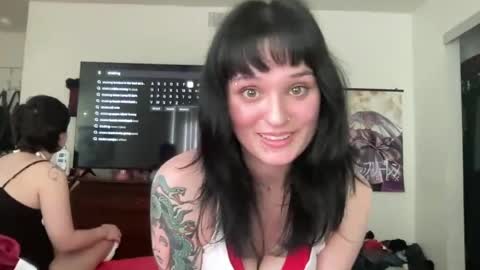 Snapshot of fw_gigii chatting on 23, 7, 2026 fw_gigii online show from 23, 7, 2026