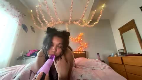 Goddess27 online show from 14, 4, 2026