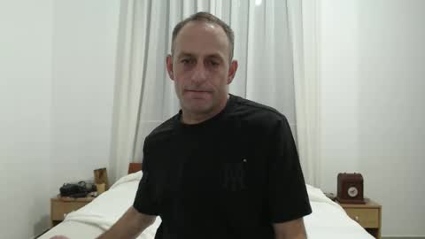 Snapshot of g10303 chatting on 15, 10, 2025 g103031910303 online show from 15, 10, 2025