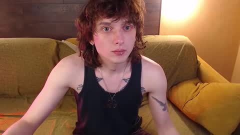 Snapshot of g1vememoney chatting on 4, 2, 2026 Ian online show from 4, 2, 2026