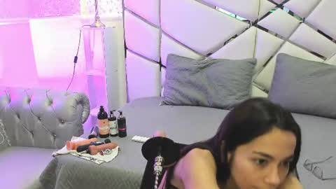 gabbieskinny online show from 11, 6, 2026
