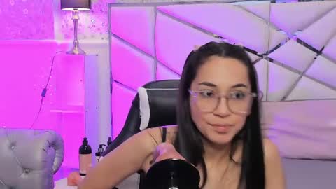 gabbieskinny online show from 14, 6, 2026