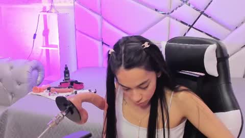 gabbieskinny online show from 16, 6, 2026