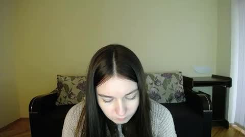 Snapshot of gabby_di chatting on 12, 12, 2024 Jaklin online show from 12, 12, 2024