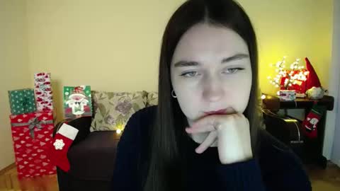 Snapshot of gabby_di chatting on 24, 12, 2024 Jaklin online show from 24, 12, 2024