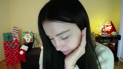 Snapshot of gabby_di chatting on 27, 12, 2024 Jaklin online show from 27, 12, 2024