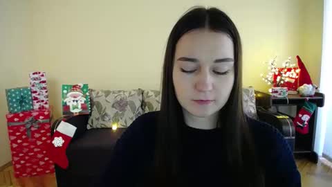 Snapshot of gabby_di chatting on 2, 1, 2025 Jaklin online show from 2, 1, 2025