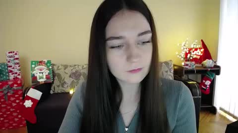 Snapshot of gabby_di chatting on 3, 1, 2025 Jaklin online show from 3, 1, 2025