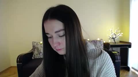 Snapshot of gabby_di chatting on 14, 1, 2025 Jaklin online show from 14, 1, 2025