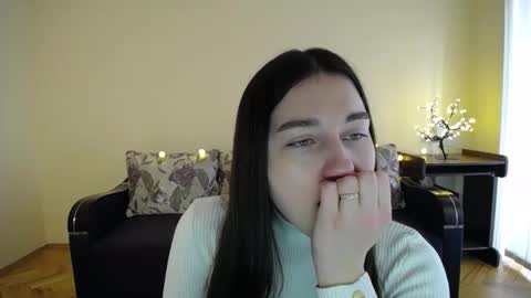 Snapshot of gabby_di chatting on 19, 1, 2025 Jaklin online show from 19, 1, 2025