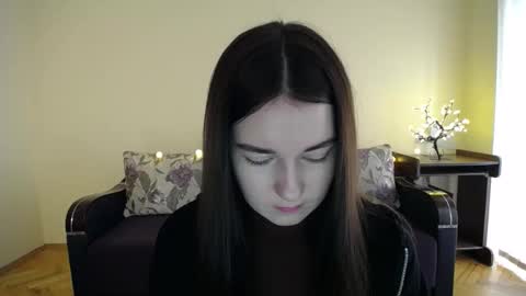 Snapshot of gabby_di chatting on 21, 1, 2025 Jaklin online show from 21, 1, 2025