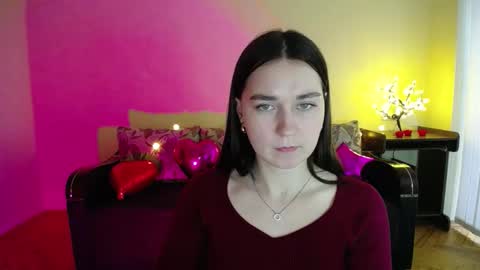 Snapshot of gabby_di chatting on 1, 3, 2025 Jaklin online show from 1, 3, 2025