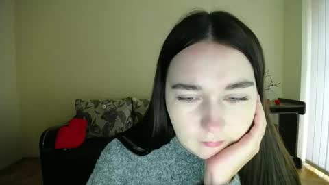 Snapshot of gabby_di chatting on 9, 10, 2025 Jaklin online show from 9, 10, 2025