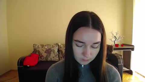 Snapshot of gabby_di chatting on 11, 10, 2025 Jaklin online show from 11, 10, 2025