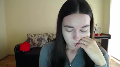 Snapshot of gabby_di chatting on 14, 10, 2025 Jaklin online show from 14, 10, 2025