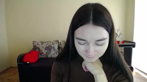 Snapshot of gabby_di chatting on 25, 10, 2025 Jaklin online show from 25, 10, 2025