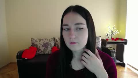 Snapshot of gabby_di chatting on 4, 4, 2026 Jaklin online show from 4, 4, 2026