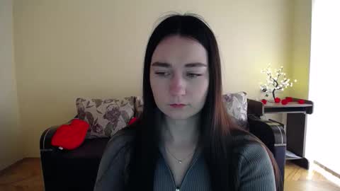 Snapshot of gabby_di chatting on 7, 4, 2026 Jaklin online show from 7, 4, 2026