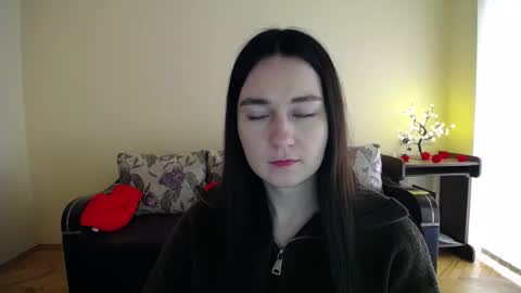 Snapshot of gabby_di chatting on 8, 4, 2026 Jaklin online show from 8, 4, 2026
