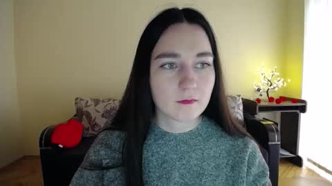 Snapshot of gabby_di chatting on 10, 4, 2026 Jaklin online show from 10, 4, 2026