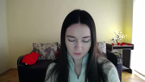 Snapshot of gabby_di chatting on 11, 4, 2026 Jaklin online show from 11, 4, 2026
