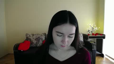 Snapshot of gabby_di chatting on 15, 4, 2026 Jaklin online show from 15, 4, 2026
