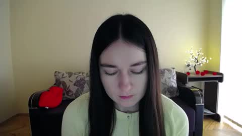 Snapshot of gabby_di chatting on 17, 4, 2026 Jaklin online show from 17, 4, 2026