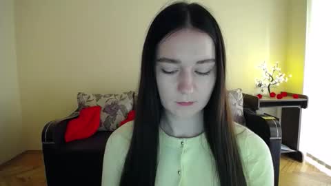 Snapshot of gabby_di chatting on 12, 5, 2026 Jaklin online show from 12, 5, 2026