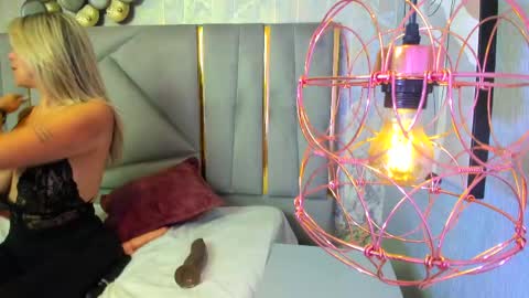 Gaby Santos online show from 26, 5, 2026