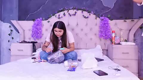 Gabby And Dominic online show from 11, 7, 2026