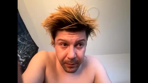 Snapshot of gabethier25 chatting on 11, 12, 2024 yeeah online show from 11, 12, 2024