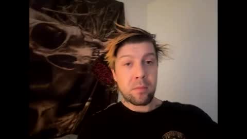 Snapshot of gabethier25 chatting on 22, 12, 2024 yeeah online show from 22, 12, 2024