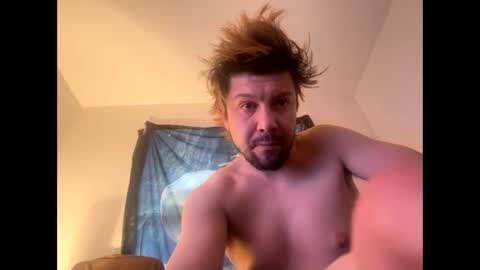 Snapshot of gabethier25 chatting on 1, 1, 2025 yeeah online show from 1, 1, 2025