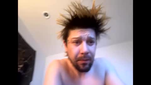 Snapshot of gabethier25 chatting on 8, 1, 2025 yeeah online show from 8, 1, 2025