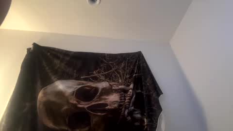 Snapshot of gabethier25 chatting on 13, 1, 2025 yeeah online show from 13, 1, 2025