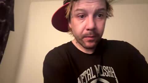 Snapshot of gabethier25 chatting on 29, 1, 2025 yeeah online show from 29, 1, 2025