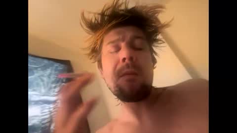 Snapshot of gabethier25 chatting on 6, 2, 2025 yeeah online show from 6, 2, 2025